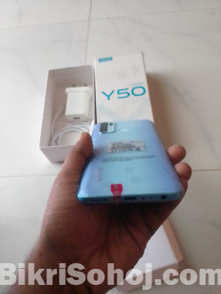 Vivo y50
